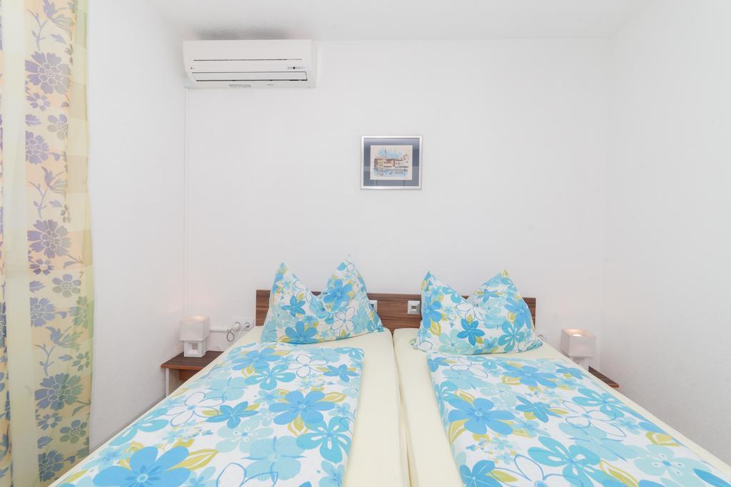 Guest House Jadro Rovinj Exterior foto